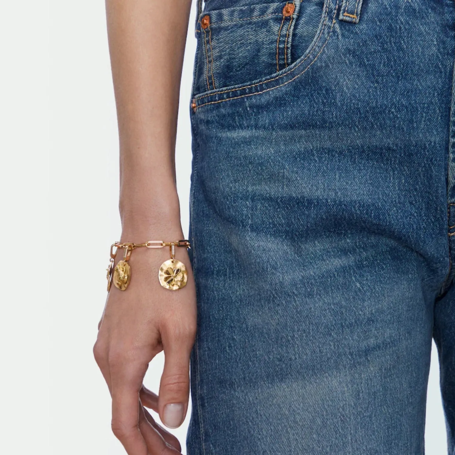 Clover Medal Charm in Yellow Gold