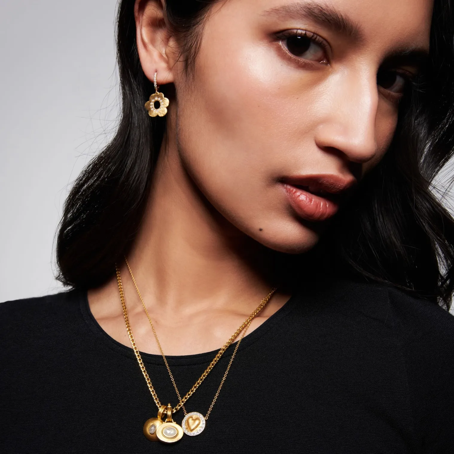 Daisy Huggie Earrings in Yellow Gold
