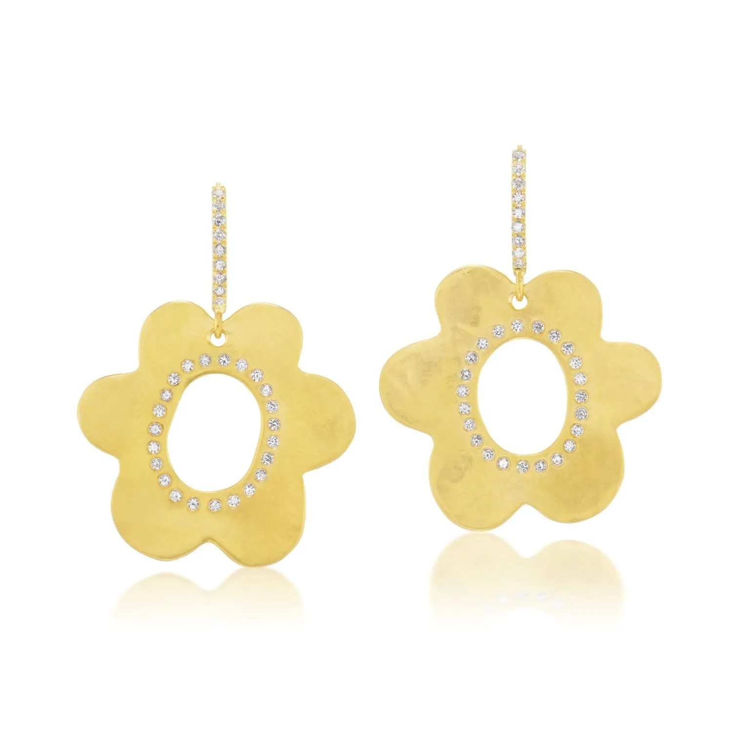 Daisy Huggie Earrings in Yellow Gold