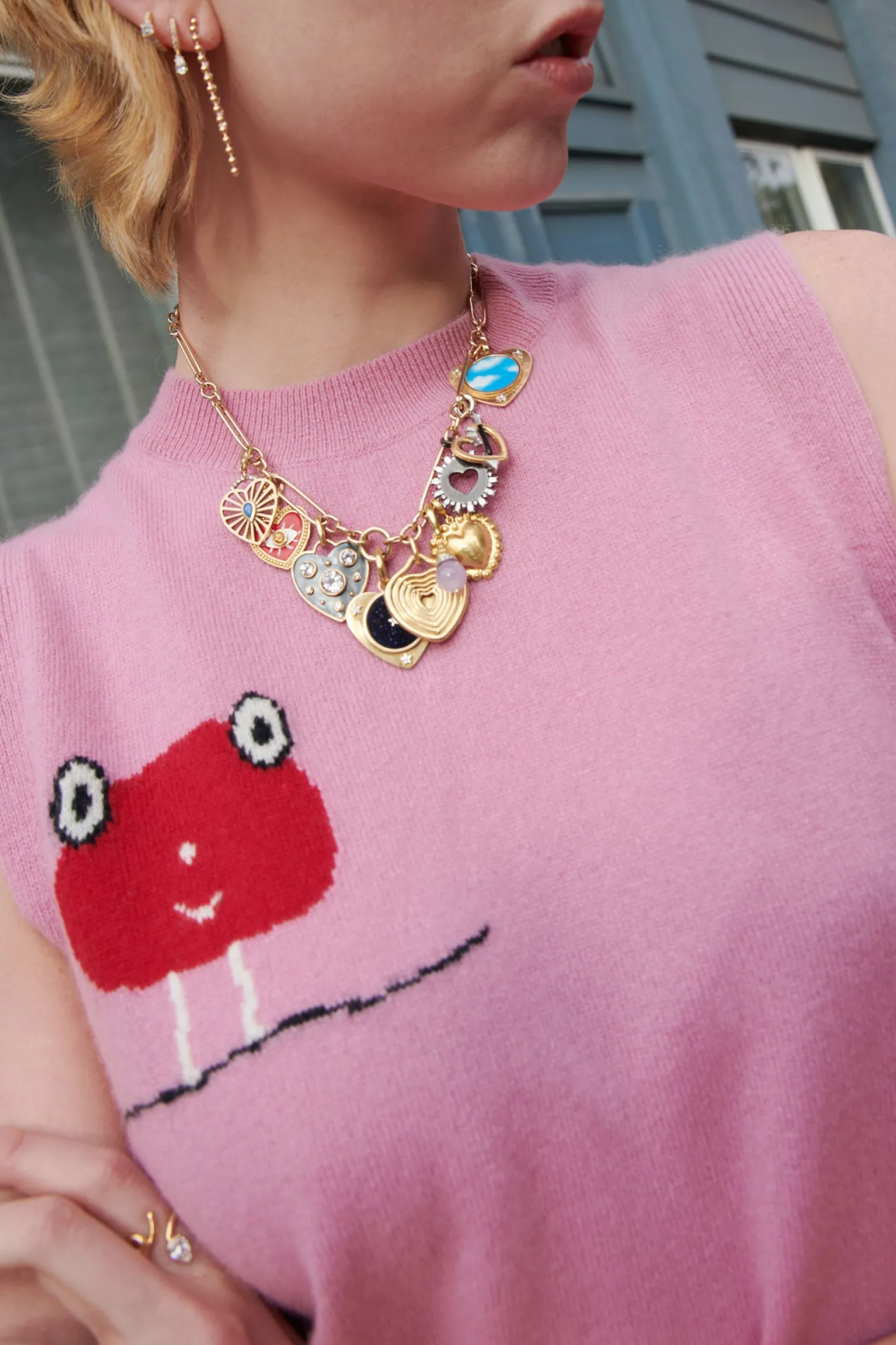 No. 60 Pink Vest