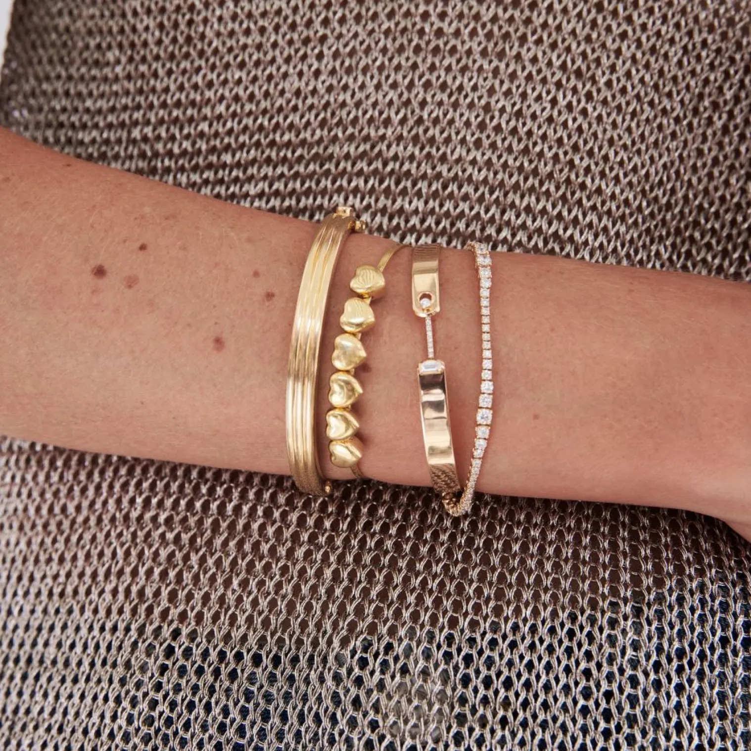 White Diamond Jones Tennis Bracelet in Yellow Gold